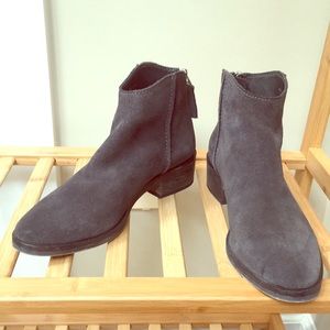 Dolce Vita Gray Genuine Suede Bootie Sz 7.5